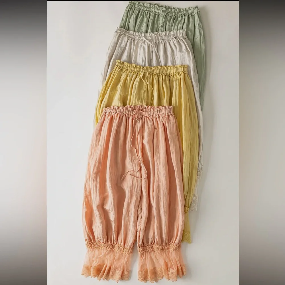 SAGE Lace Trim Barrel Cropped Bloomers - Picture 5 of 5